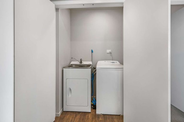 Photo of property in 144u3 Old Farm Road, Hamilton East, Hamilton, 3216