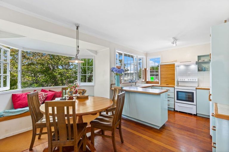 Photo of property in 1/45 Wolsley Avenue, Milford, Auckland, 0620