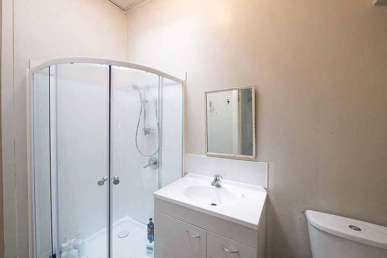 Photo of property in 44 Heriot Row, Dunedin Central, Dunedin, 9016