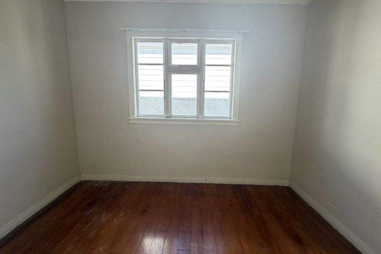Photo of property in 18 Epuni Street, Hutt Central, Lower Hutt, 5011