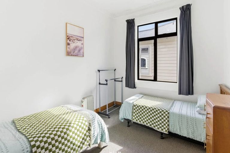 Photo of property in 178 Victoria Road, Saint Clair, Dunedin, 9012