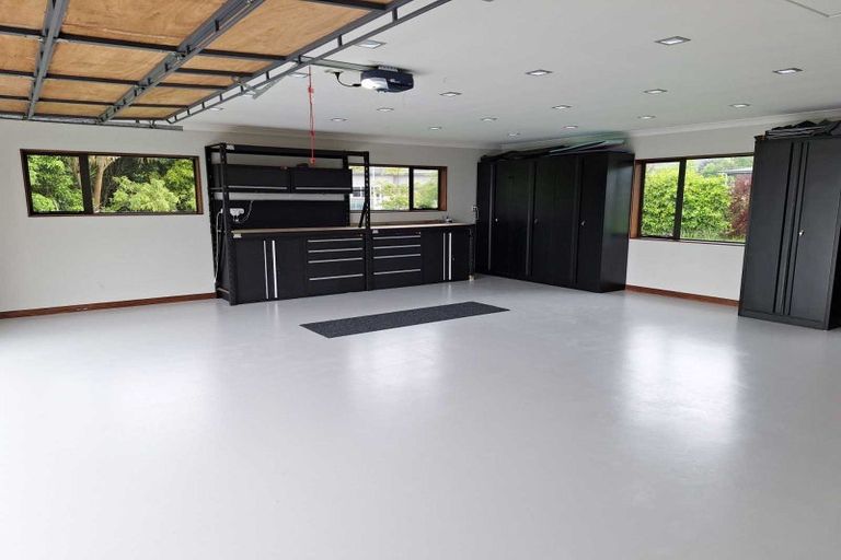 Photo of property in 94 Pohutukawa Drive, Levin, 5571