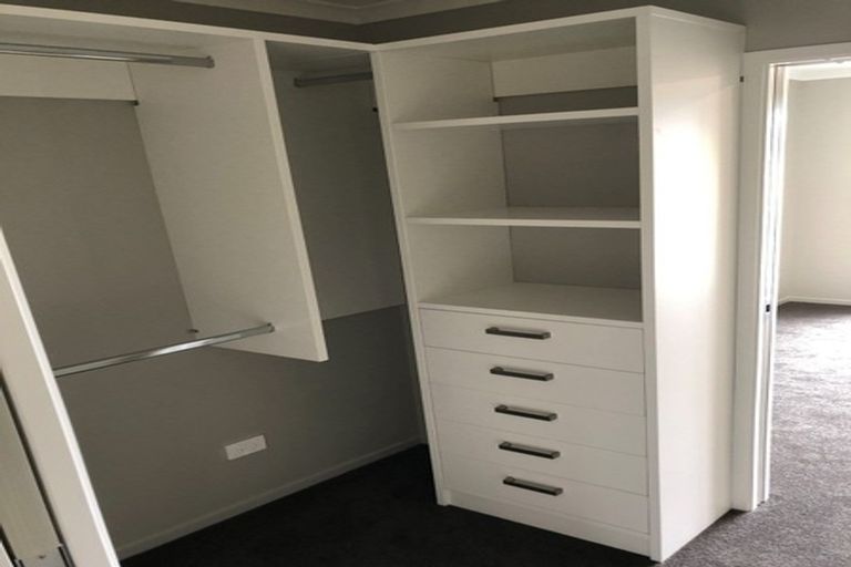 Photo of property in 4 Genoa Place, Whitby, Porirua, 5024