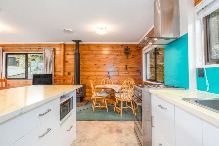 Photo of property in 6 The Bollard, Whitby, Porirua, 5024