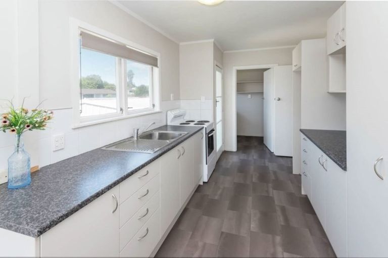 Photo of property in 22 Fellbrook Street, Manurewa, Auckland, 2102