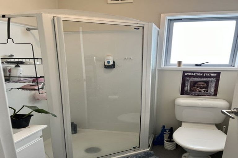 Photo of property in 18 Norna Crescent, Kelburn, Wellington, 6012