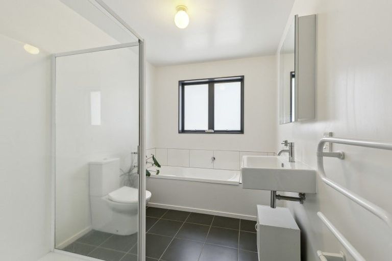 Photo of property in 9 Ashwood Street, Woodridge, Wellington, 6037