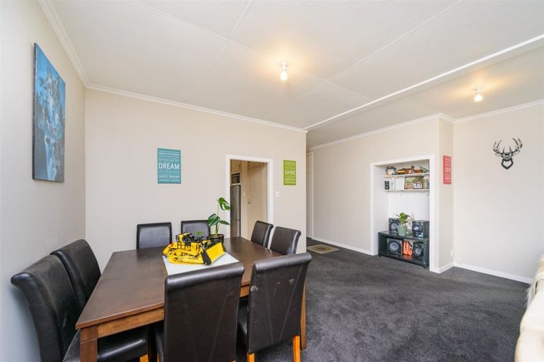 Photo of property in 15 Maunder Street, Marton, 4710