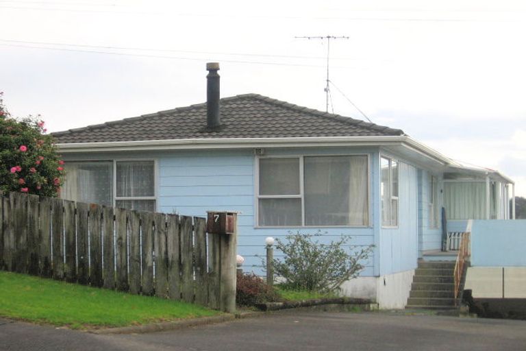 Photo of property in 7 Doone Place, Massey, Auckland, 0614