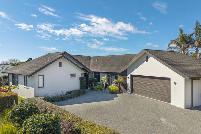 Photo of property in 28 Woodleigh Place, Ohauiti, Tauranga, 3112