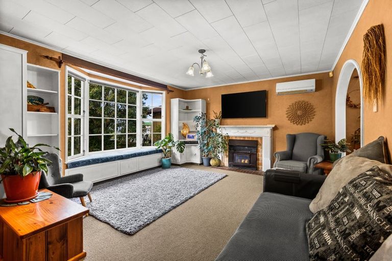 Photo of property in 24 Dundee Drive, Flaxmere, Hastings, 4120
