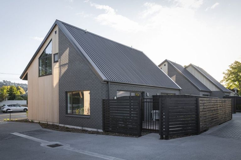 Photo of property in 3/171 Centaurus Road, Saint Martins, Christchurch, 8022