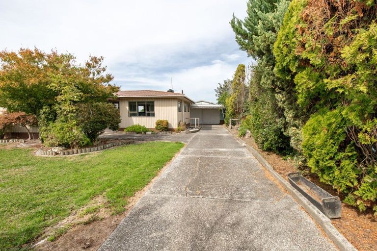 Photo of property in 18 Orchard East Road, Ngatea, 3503