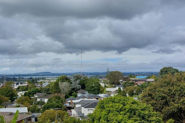Photo of property in 11 Keegan Drive, Massey, Auckland, 0614
