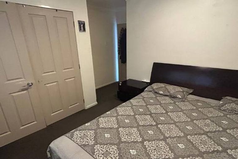 Photo of property in 12a Old Wairoa Road, Papakura, 2110