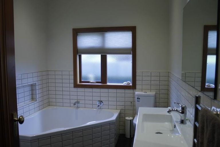 Photo of property in 18 Swinton Street, Gladstone, Invercargill, 9810