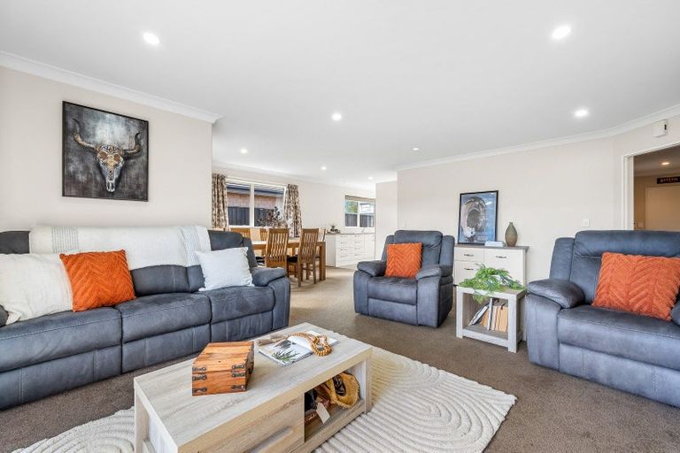 Photo of property in 16 Norrie Way, Kaiapoi, 7630