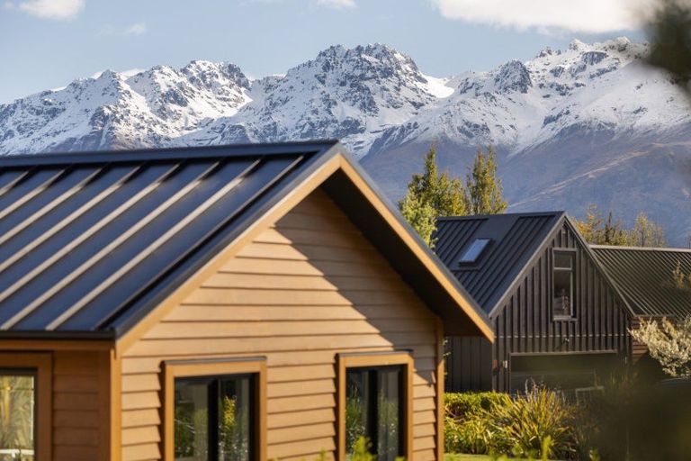 Photo of property in 12 Jacks Point Rise, Jacks Point, Queenstown, 9371