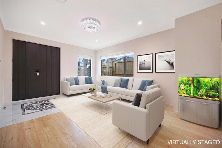 Photo of property in 47 Drumbuoy Drive, Flat Bush, Auckland, 2019