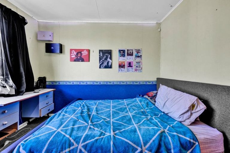 Photo of property in 9 Manawapou Road, Hawera, 4610