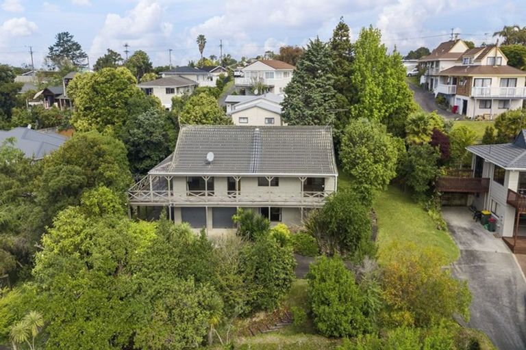 Photo of property in 21 Squirrel Lane, Browns Bay, Auckland, 0630