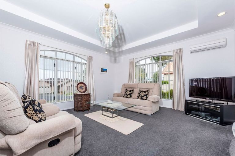 Photo of property in 16 Hendrika Court, Hobsonville, Auckland, 0618