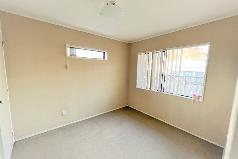 Photo of property in 1/12 Avis Avenue, Papatoetoe, Auckland, 2025