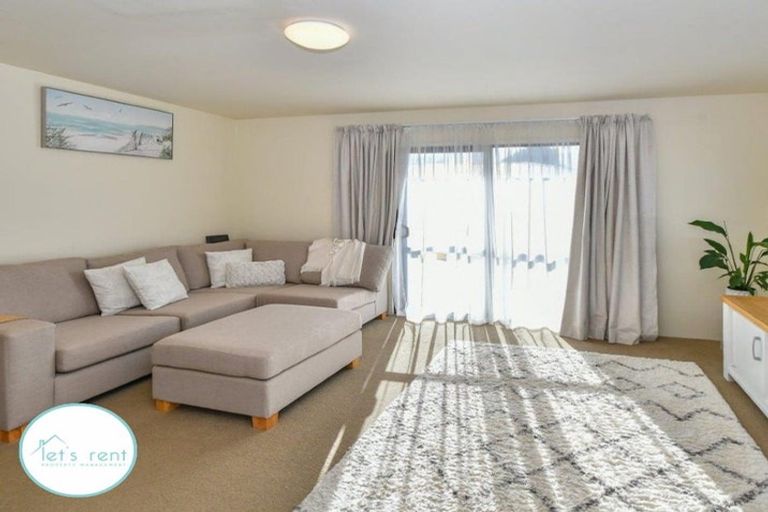 Photo of property in 2/56 Jellicoe Road, Manurewa, Auckland, 2102