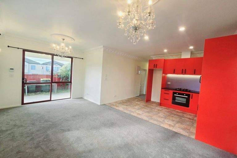 Photo of property in 3/48 Pooks Road, Ranui, Auckland, 0612