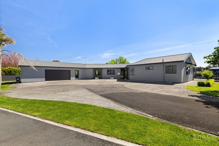 Photo of property in 14 Simpson Road, Westmere, Whanganui, 4574