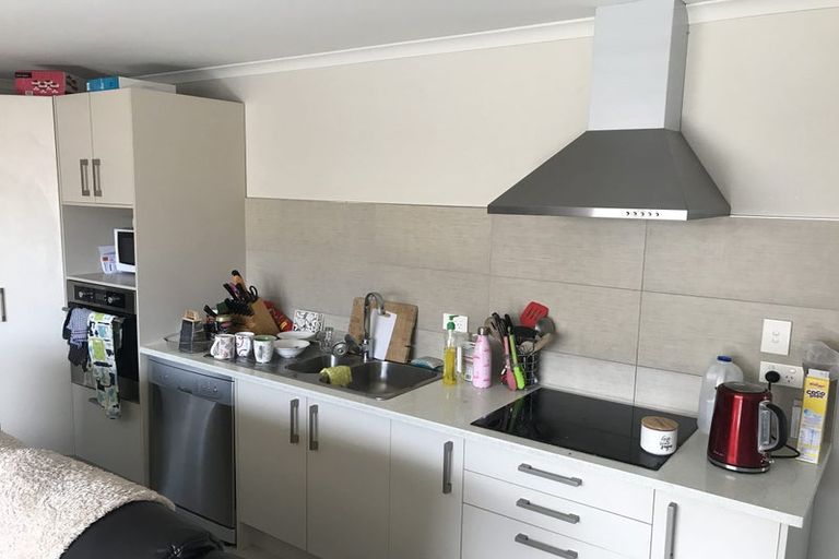 Photo of property in 24u4 Maitland Street, Frankton, Hamilton, 3204