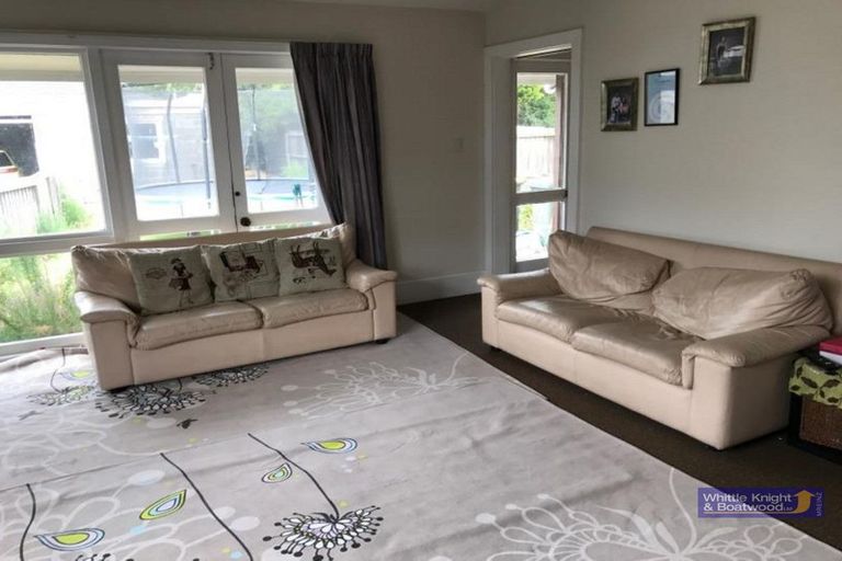 Photo of property in 82 Rattray Street, Riccarton, Christchurch, 8041