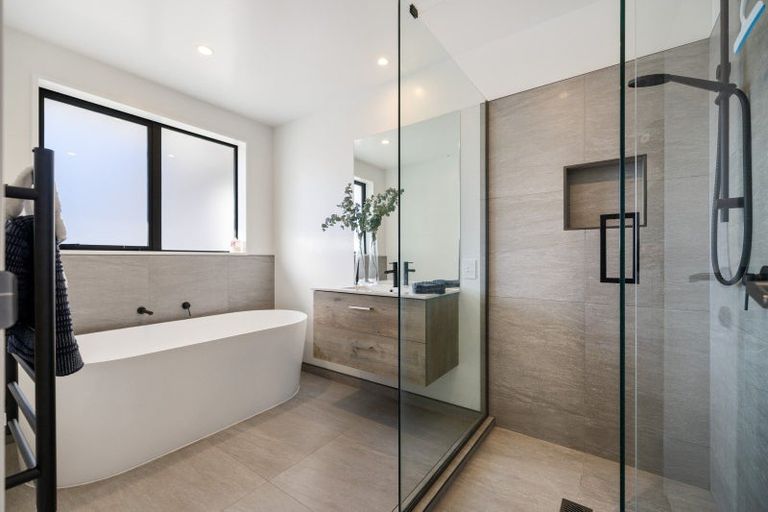 Photo of property in 8 Plover Avenue, Amberley, 7410