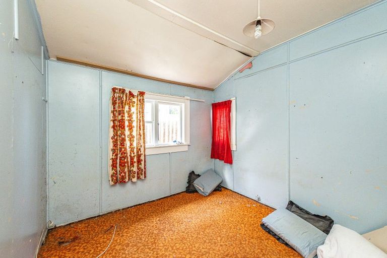 Photo of property in 25 Manuka Street, Castlecliff, Whanganui, 4501