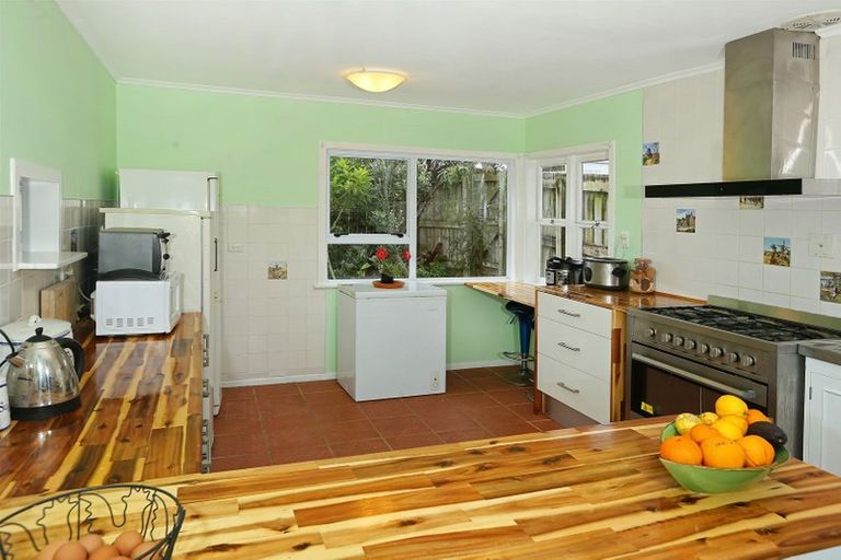Photo of property in 116a Pooks Road, Ranui, Auckland, 0612