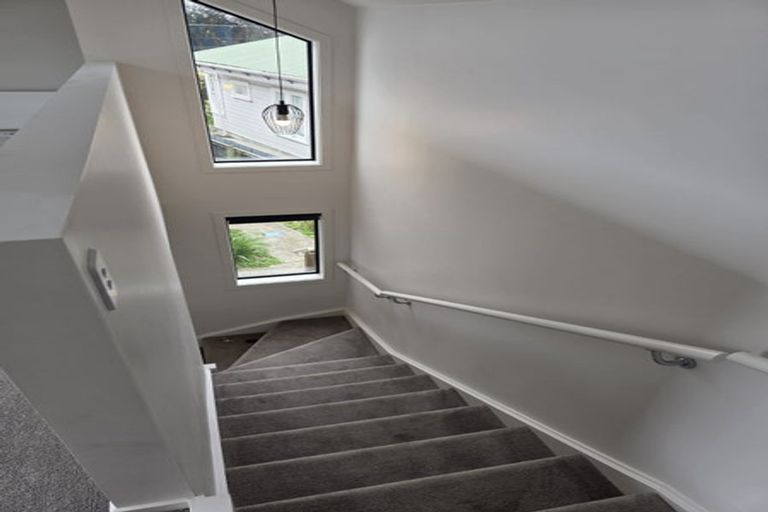 Photo of property in 5/82 Kilbirnie Crescent, Kilbirnie, Wellington, 6022