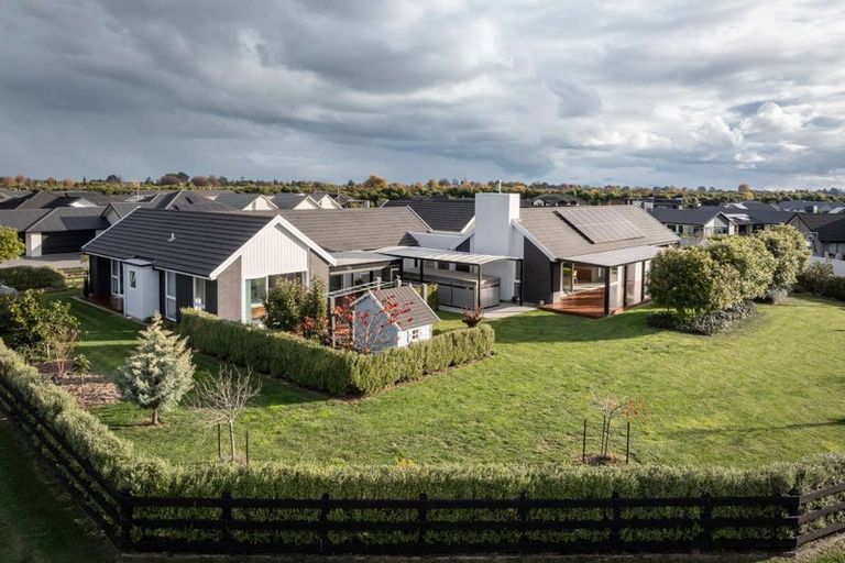 Photo of property in 1 Moemoea Place, Cambridge, 3434