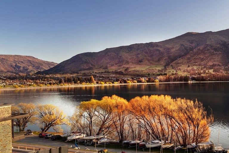 Photo of property in 139 Lakeside Road, Wanaka, 9305