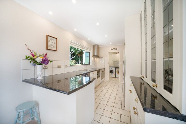 Photo of property in 8 Makatote Grove, Churton Park, Wellington, 6037