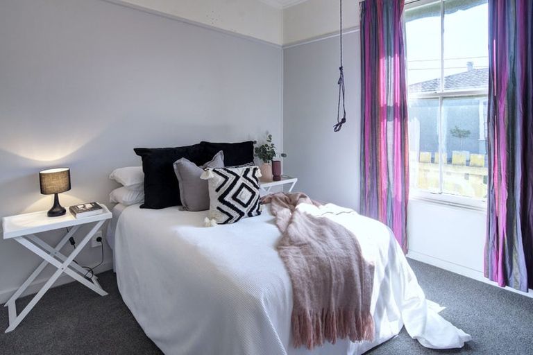 Photo of property in 72 Lincoln Road, Masterton, 5810