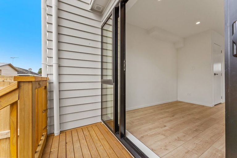 Photo of property in 133f Manuroa Road, Takanini, 2112