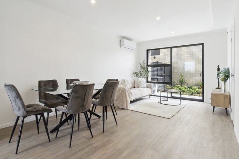 Photo of property in 104 Te Tihi Street, Wiri, 2104