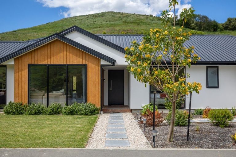 Photo of property in 6 Mansfield Way, Stoke, Nelson, 7011