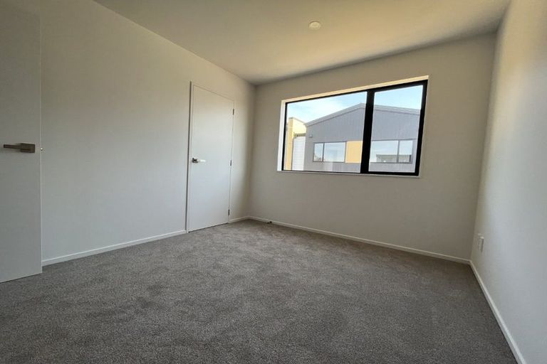 Photo of property in 20/241 Don Buck Road, Massey, Auckland, 0614