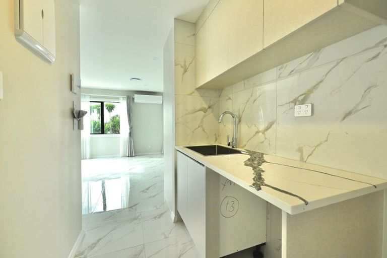 Photo of property in 5 Quennell Avenue, Favona, Auckland, 2024