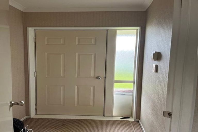 Photo of property in 3a Doment Crescent, Orewa, 0931