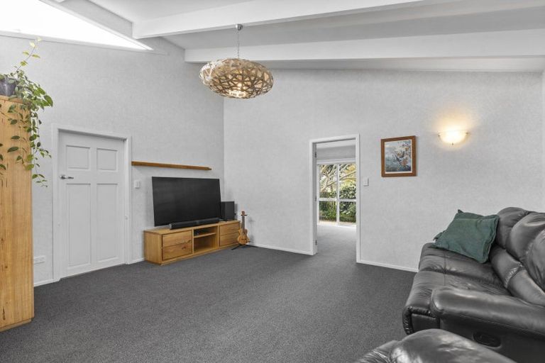 Photo of property in 114 Pipiroa Road, Ngatea, 3503