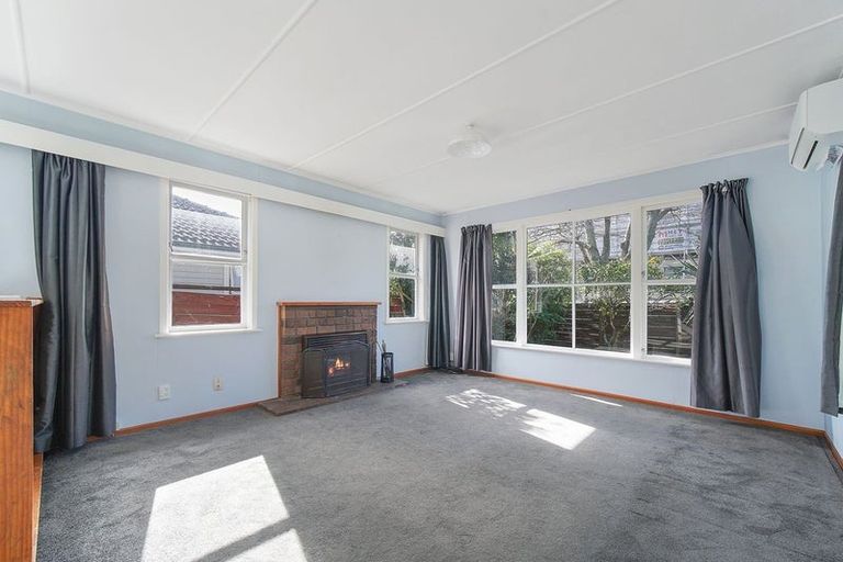 Photo of property in 94 Edmonton Road, Henderson, Auckland, 0612