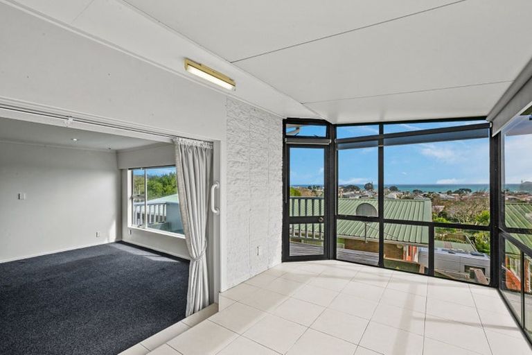 Photo of property in 75 Belt Road, New Plymouth, 4310
