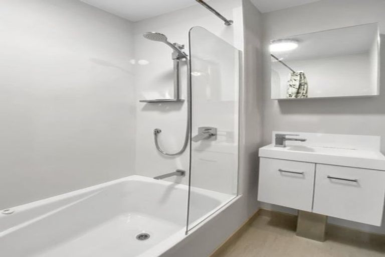 Photo of property in Vedado Apartments, 208/41u Hopper Street, Mount Cook, Wellington, 6011